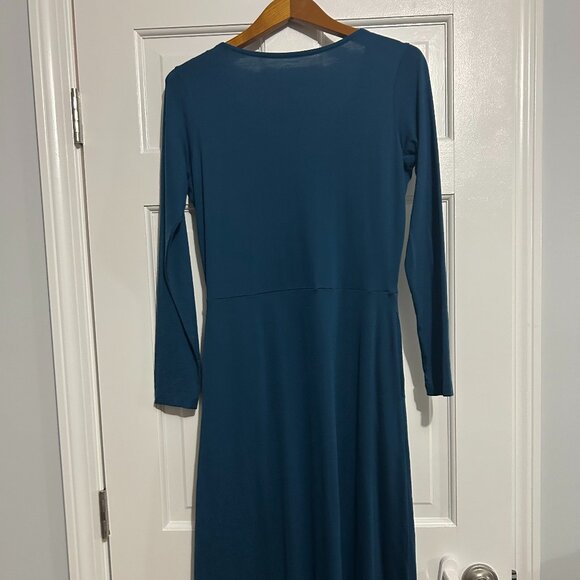 Wool& Dress - Picture 3 of 3